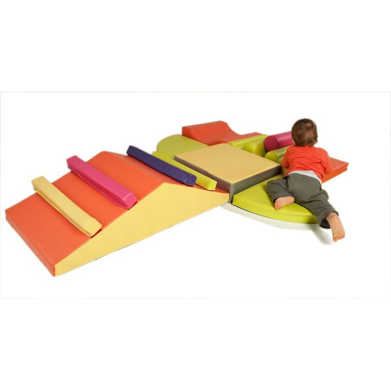 PARCOURS DE L'ESCALADE<br />8 MODULES MOUSSE<br />POUR ENFANT DE 6-18 MOIS